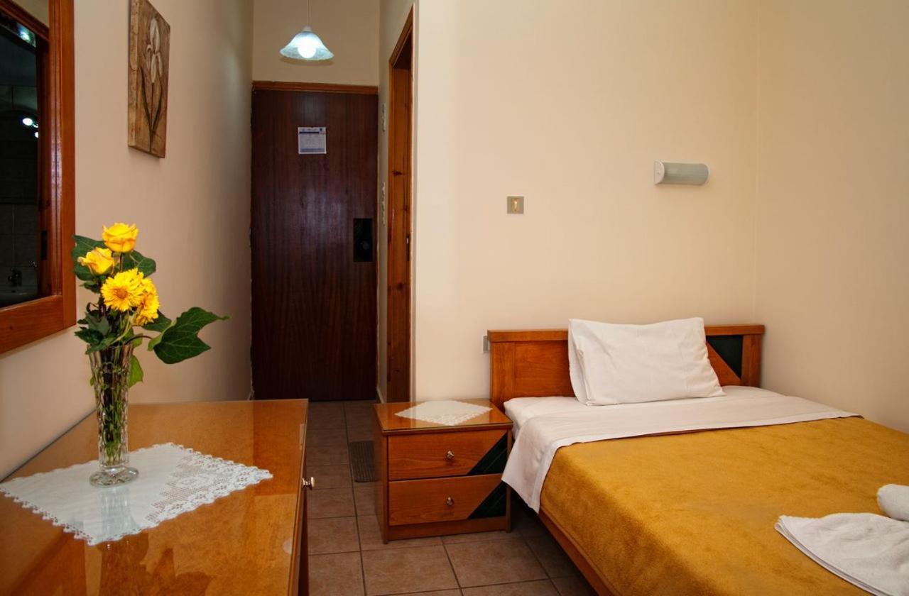 Nicolas Hotel Georgioupoli Bagian luar foto
