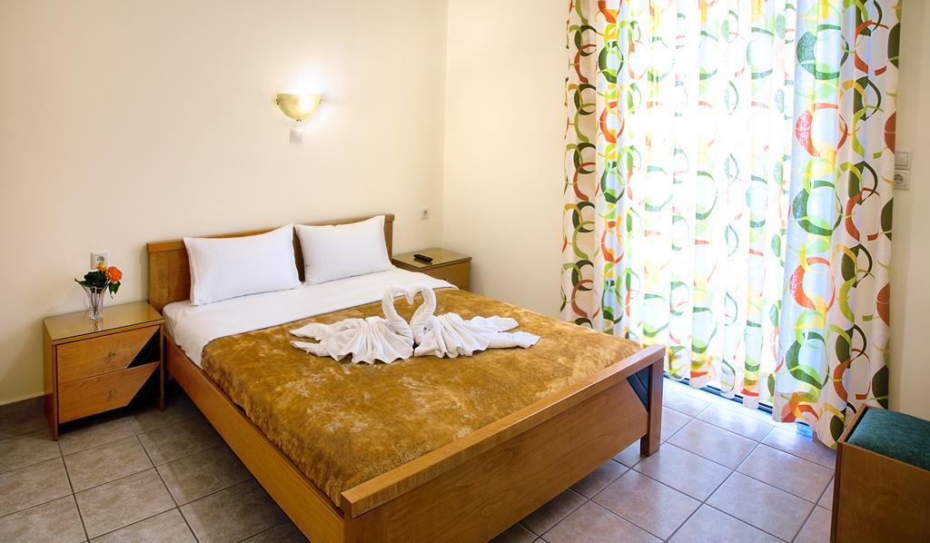 Nicolas Hotel Georgioupoli Bagian luar foto