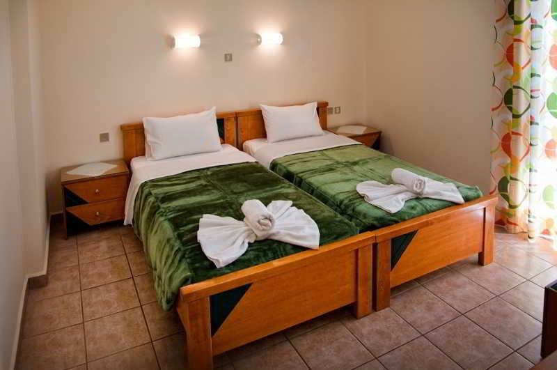 Nicolas Hotel Georgioupoli Bagian luar foto
